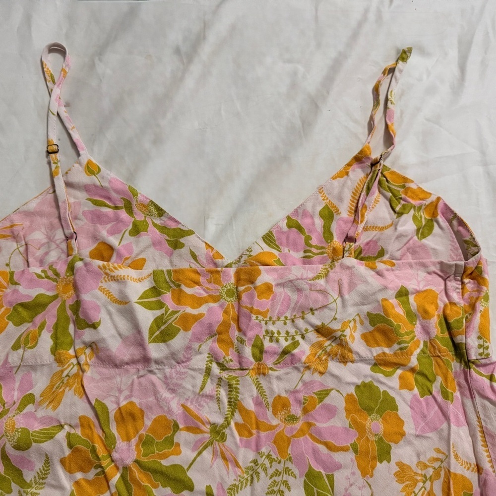 Poolside Paradiso floral dress with adjustable strap XL - Picture 2 of 6